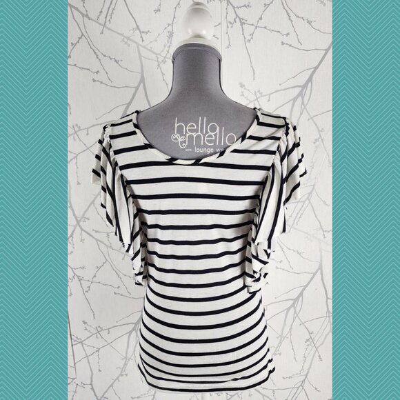 Romeo & Juliet Couture White Striped Ruffle Sleeve Tee - Picture 3 of 4